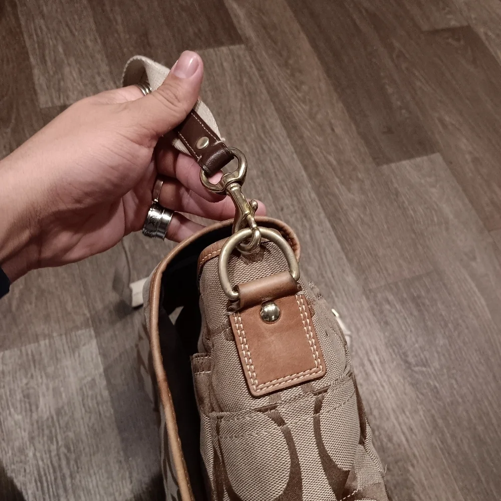 Y2k Coach Signature Legacy Color Block Khaki Gold Leather Large Crossbody